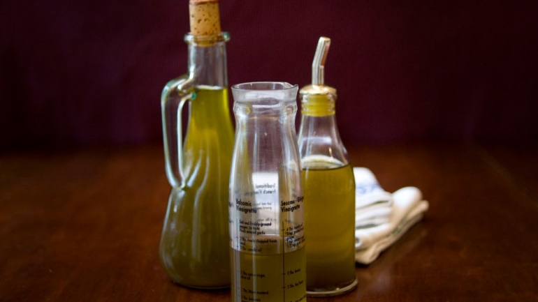 olio per eliminare i moscerini