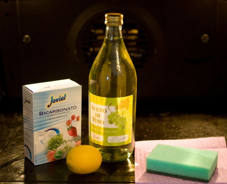 Olio d'oliva - limone e sale Come pulire il forno