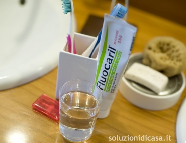 Come scegliere lo spazzolino da denti