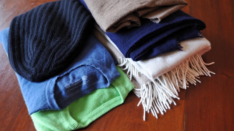 Come lavare i capi di cashmere