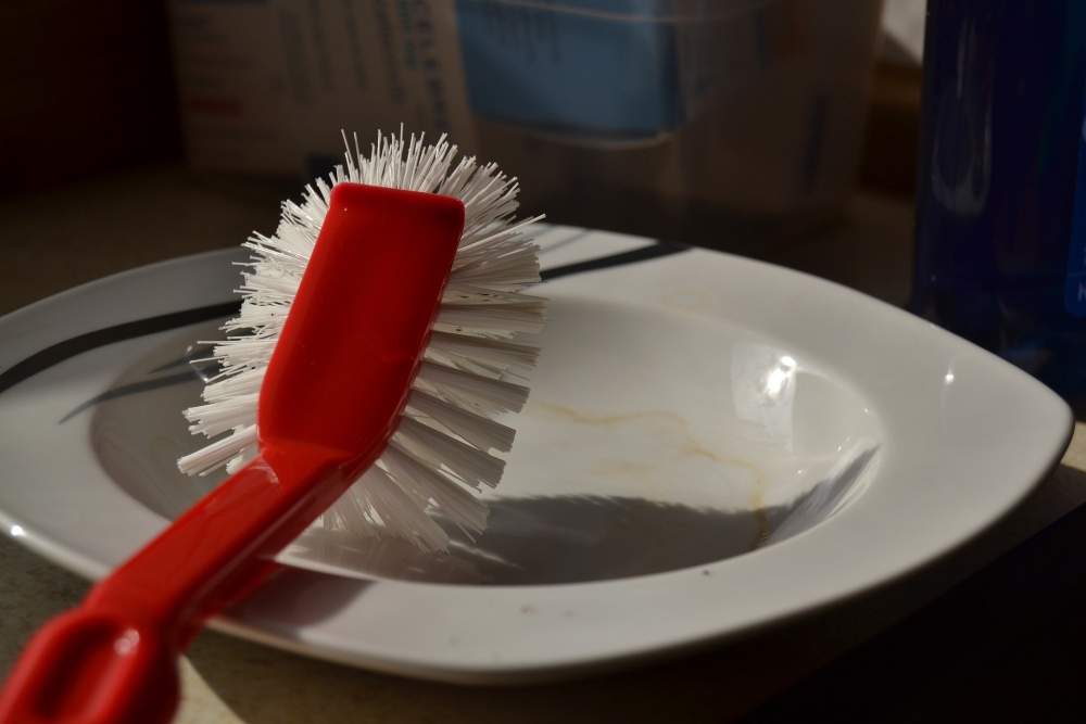 spazzola piatti